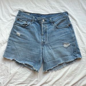 Levi’s 501 Denim Women’s Shorts size 28